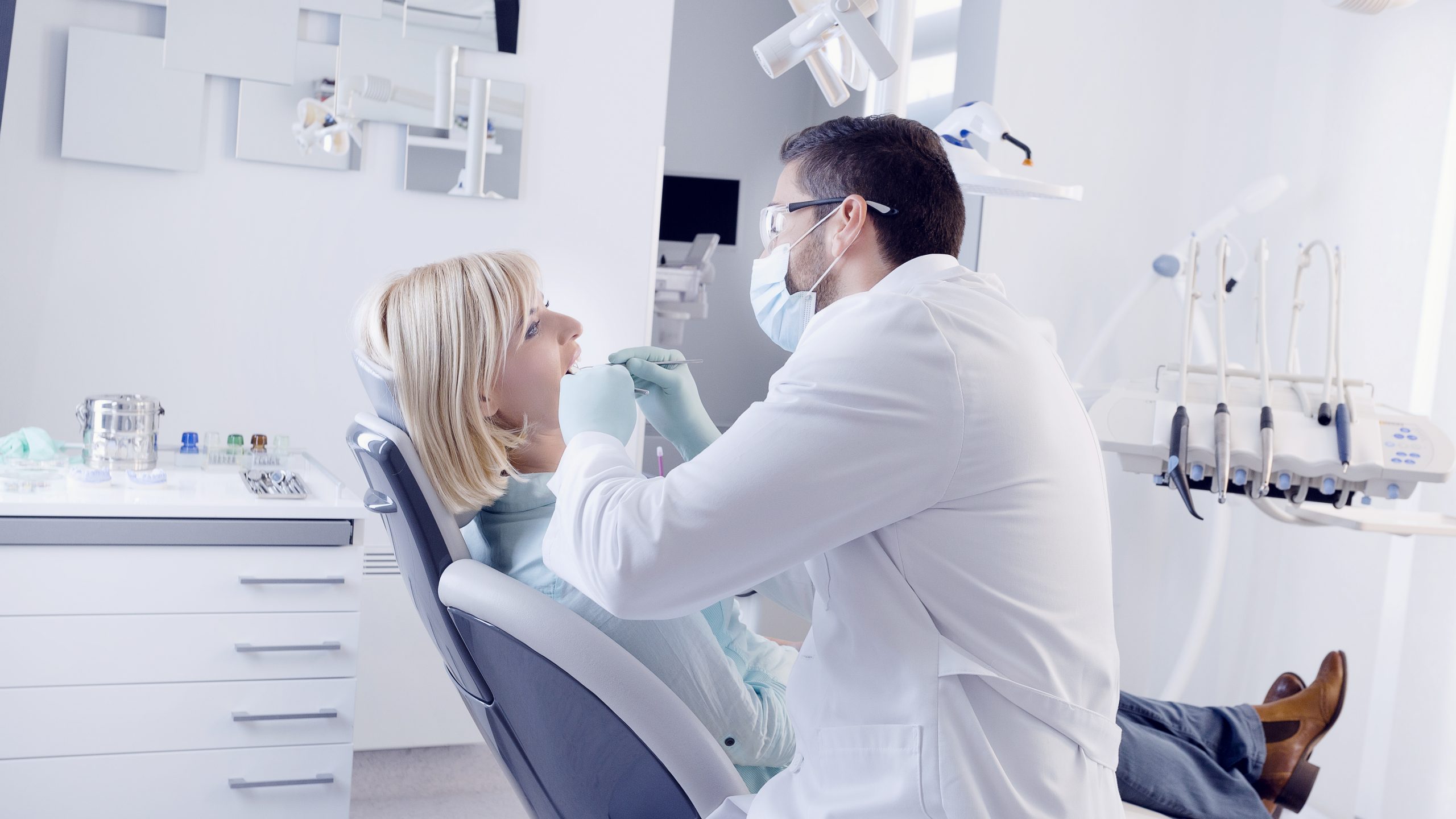 Dentist in Lawrence, MI